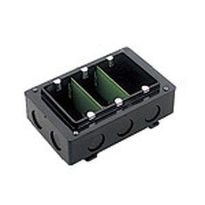 樹脂製ボックス・カバー 埋込スイッチボックス13ミリカバー付 3個用 ＜DM4913B＞